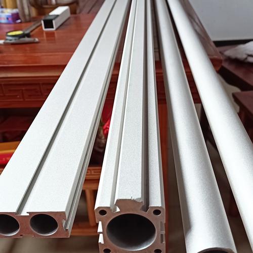 金属工件,非金属工件表面清理;清理热处理后的氧化皮,残盐,残油等